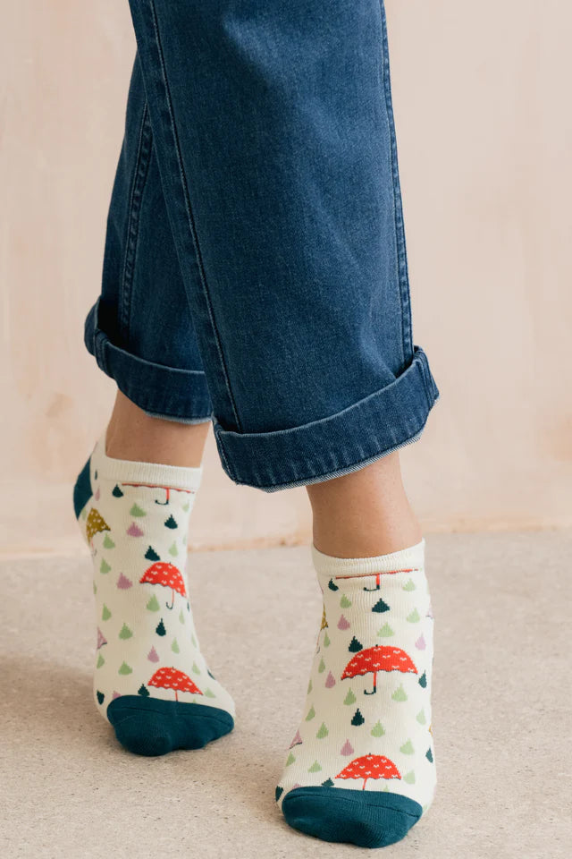Elodie Elephant Giftbox - Trainer Socks and Decoration