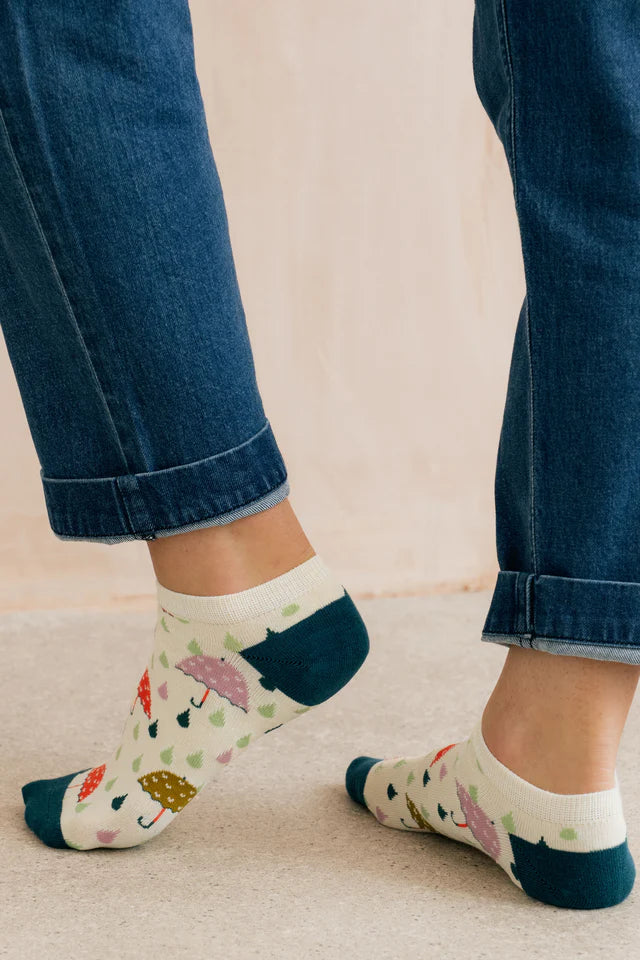 Elodie Elephant Giftbox - Trainer Socks and Decoration