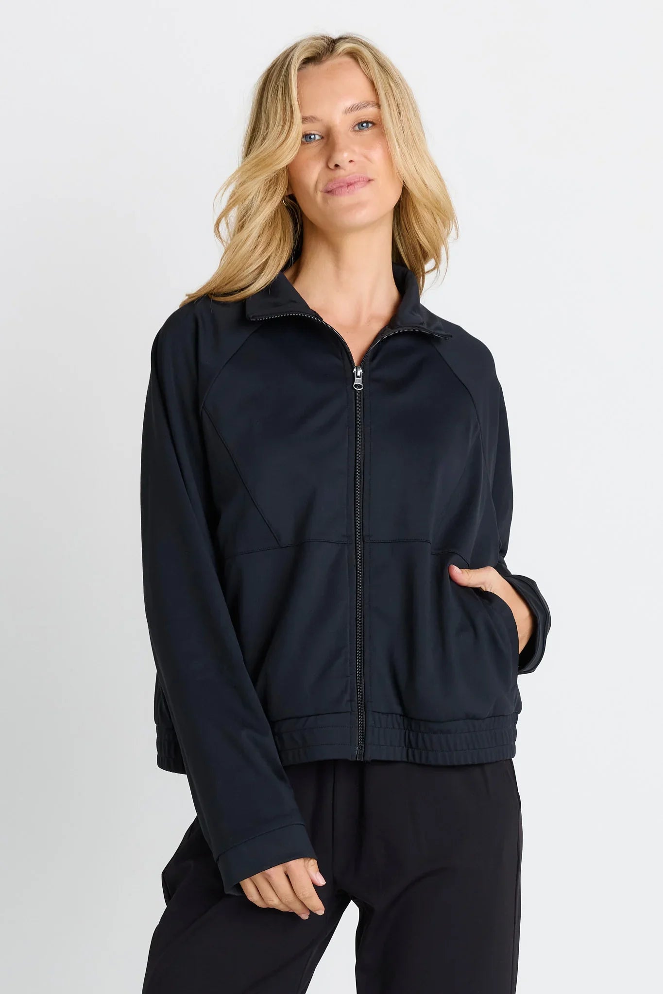 Milla Travel Jacket, Black