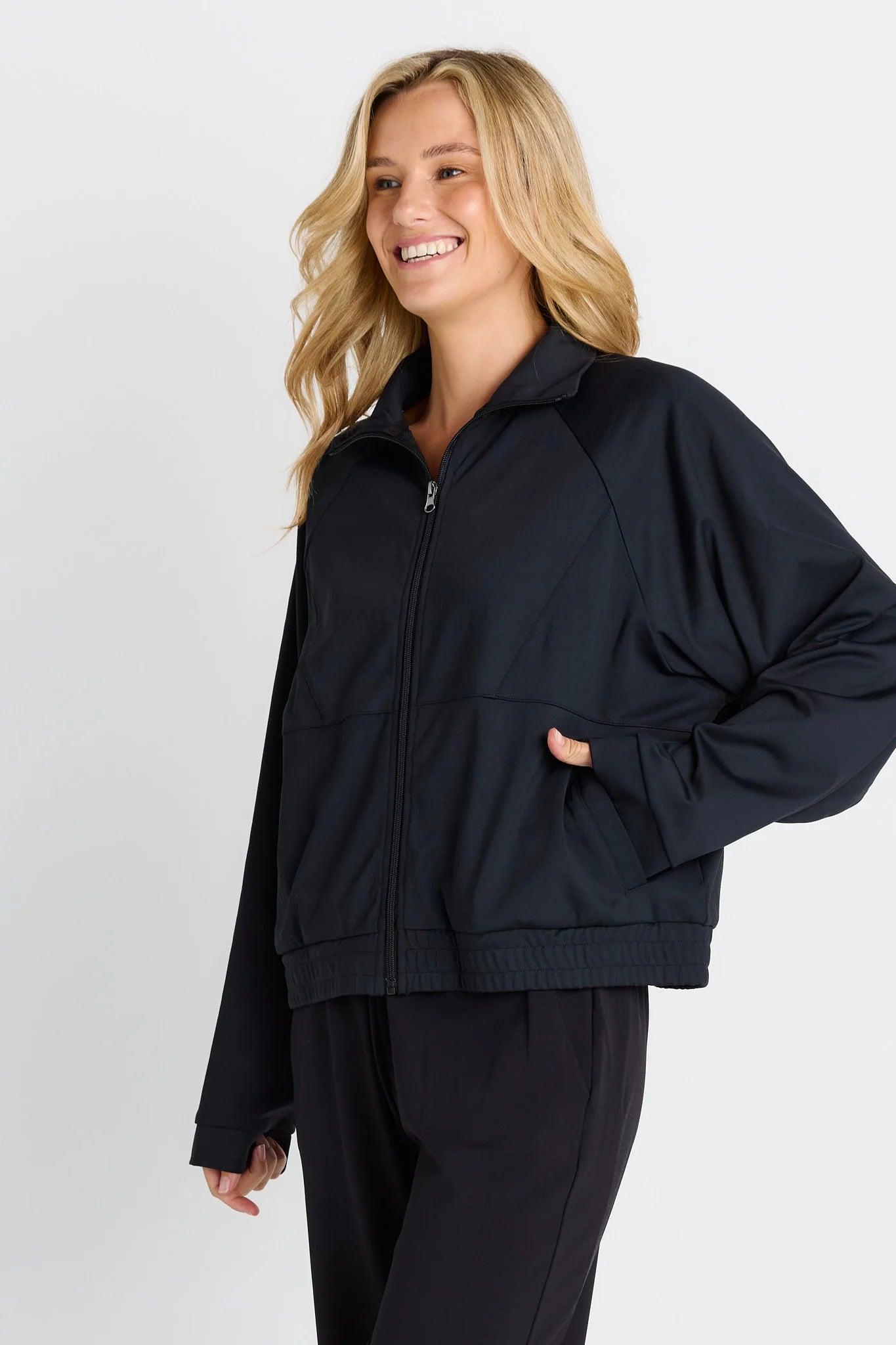 Milla Travel Jacket, Black
