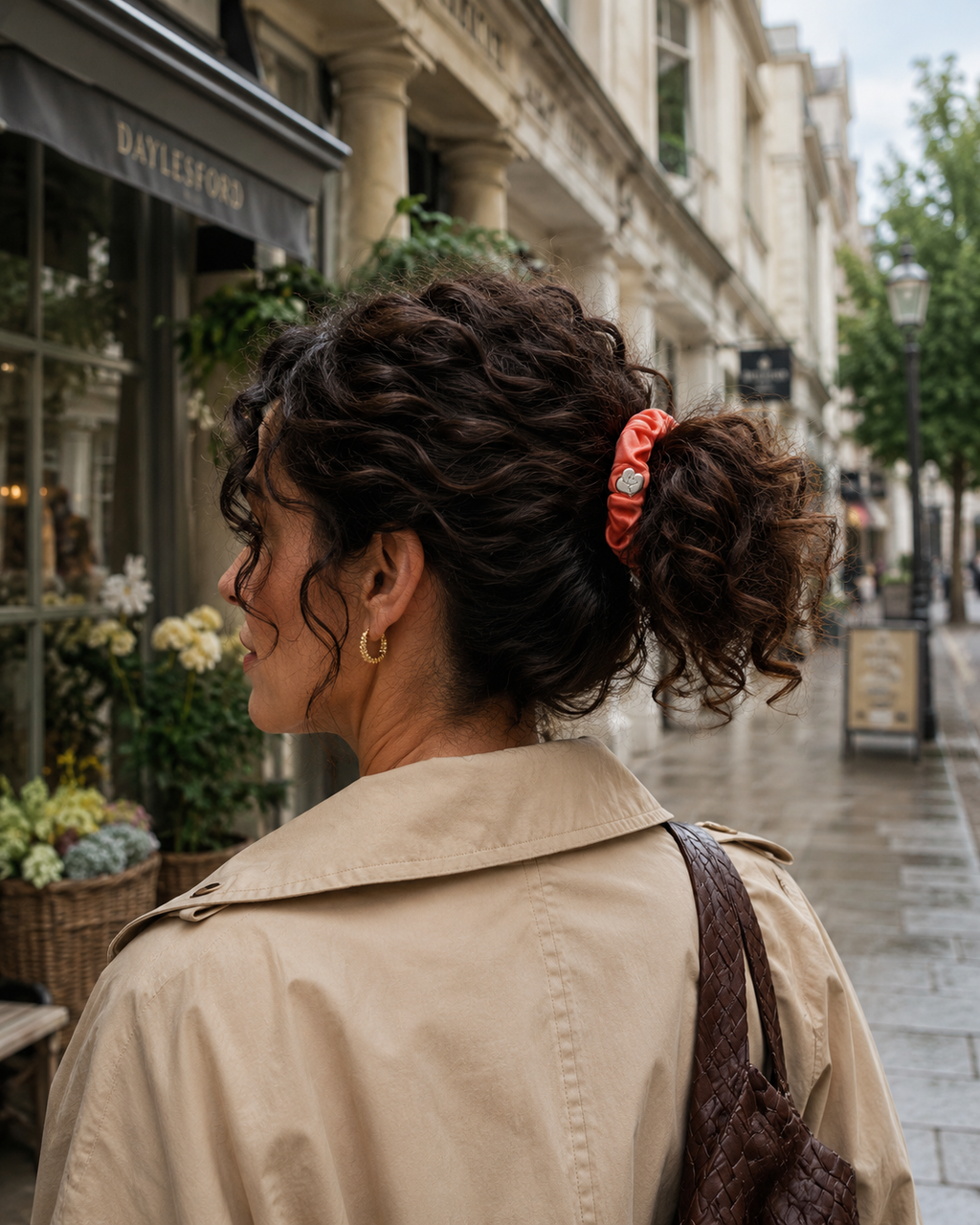 Salli Pure Silk Scrunchie, Coral