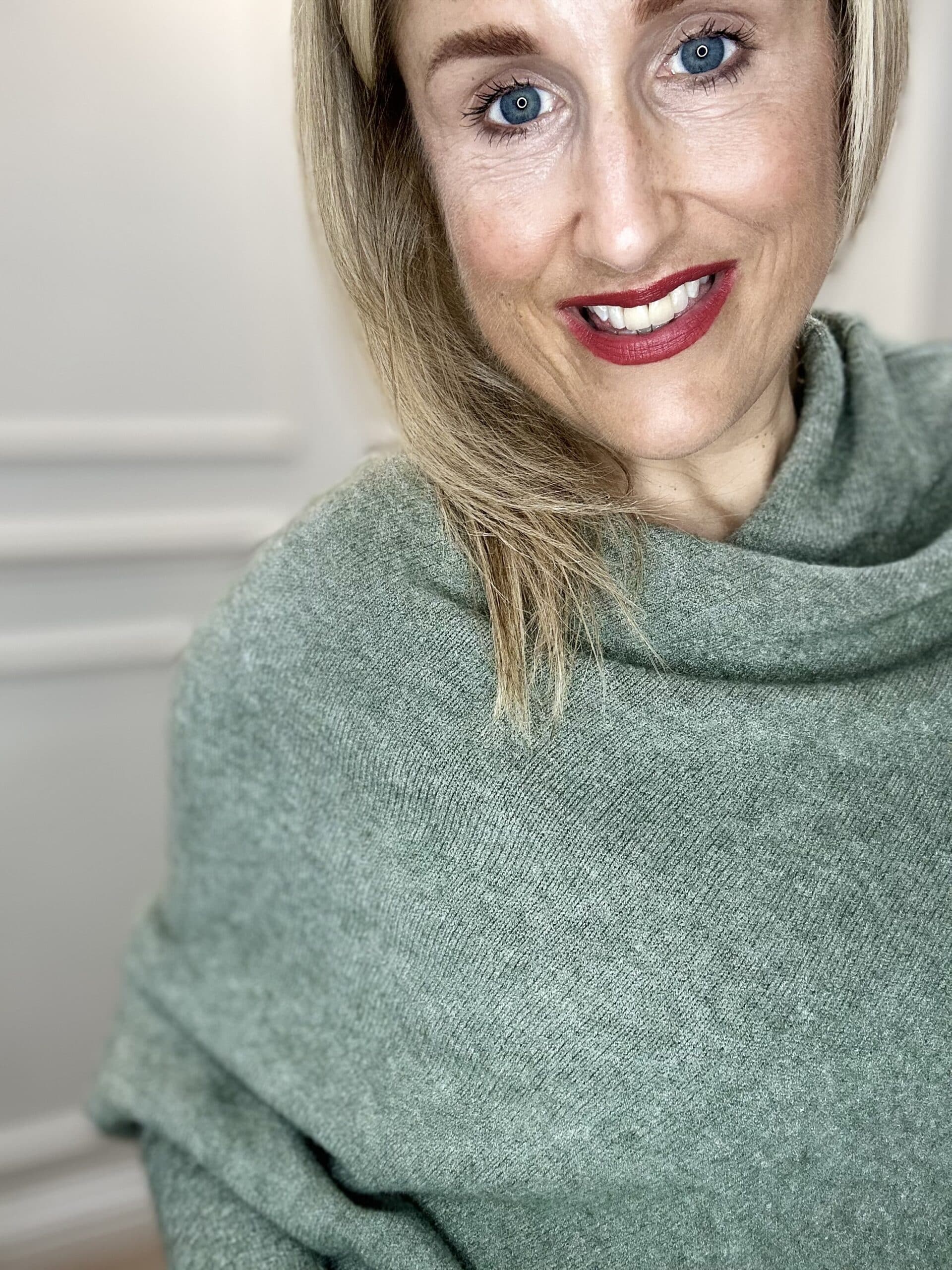 Asymmetric Knit, Moss Green image 1