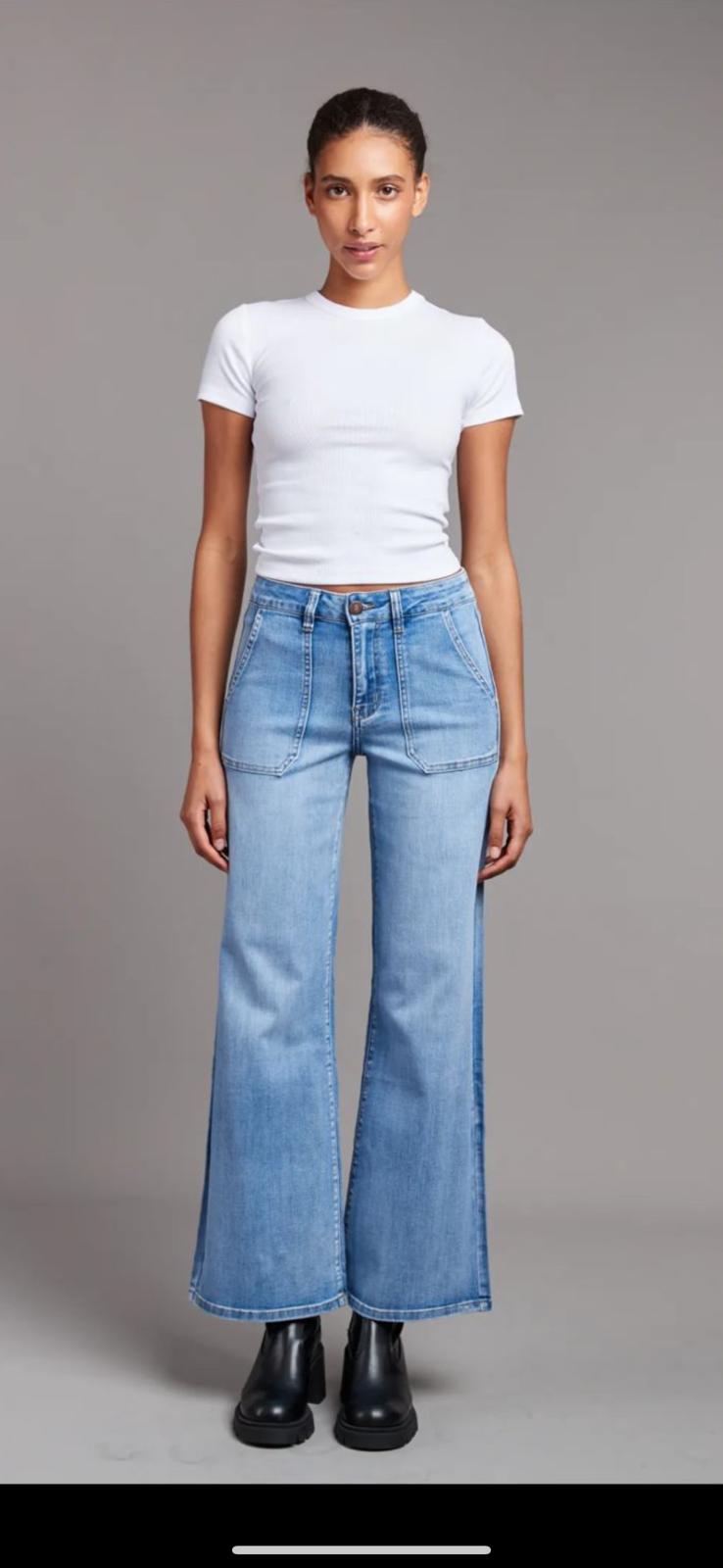 Rowan Jean - Wide Leg, Pale Wash image 8