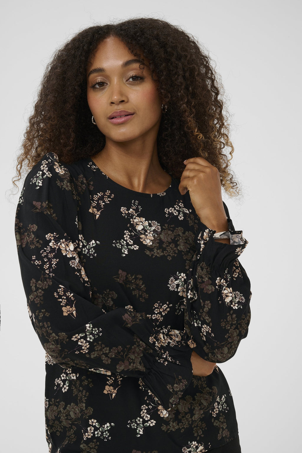 CRAlora Blouse, Black Autumn Floral