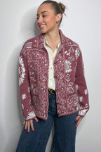 Maylis Cardigan, Roan Rouge