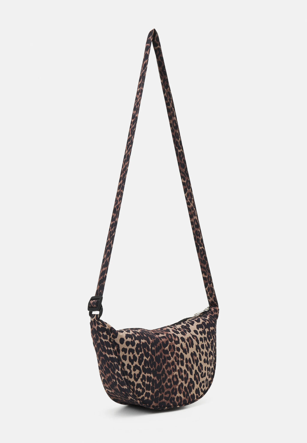 Amanda Bumbag, Black Leo image 2