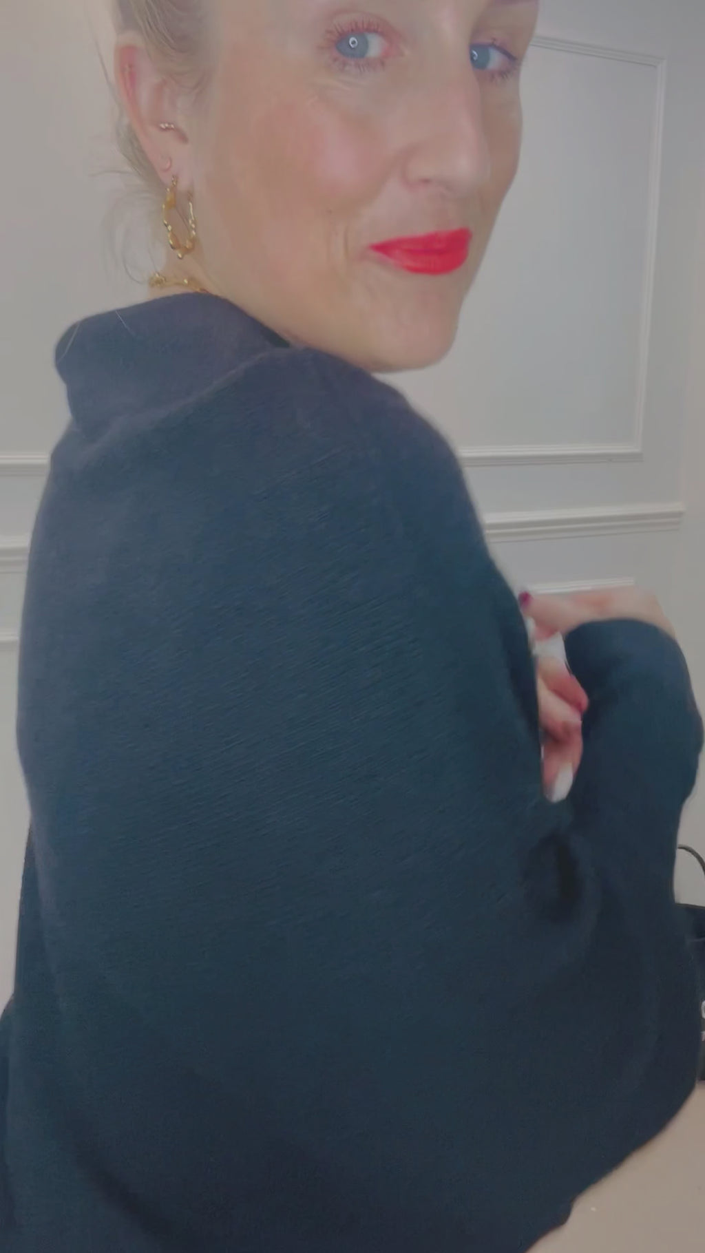 Asymmetric Knit, Black