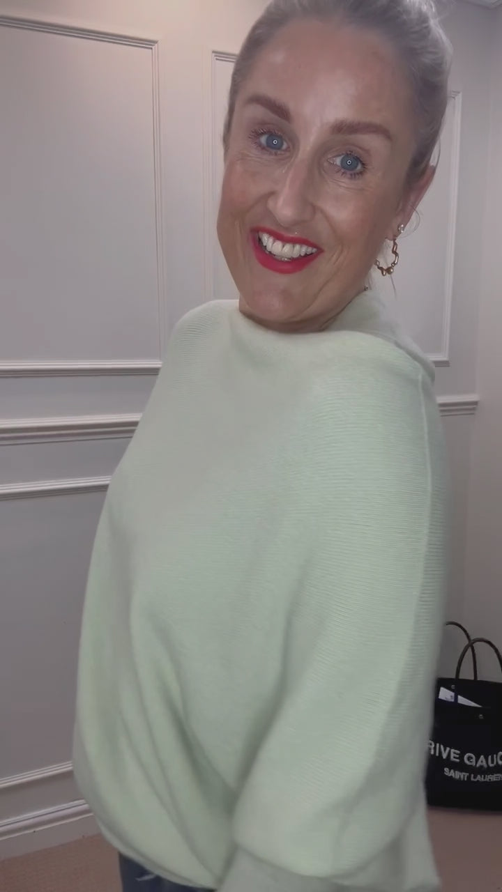 Asymmetric Knit, Pistachio